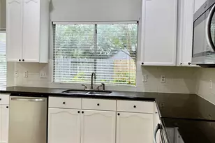 4742 Stoney Point Ct, Sugar Land, TX 77479 - Photo 11