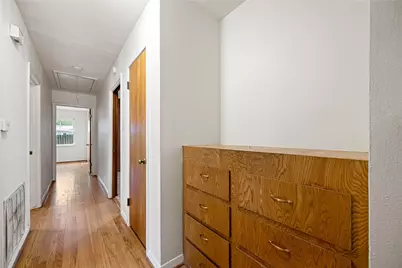 8110 Bob White Drive, Houston, TX 77074 - Photo 11