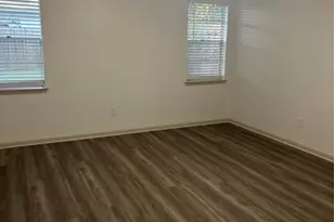 8223 Gulf Tree Ln, Houston, TX 77075 - Photo 7