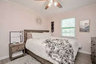 201 Inwood Ln, Highlands, TX 77562 - Photo 17