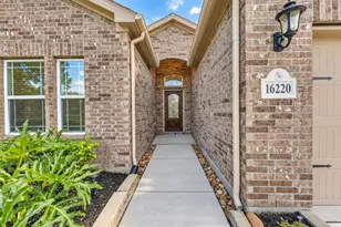 16220 Fayette St, Conroe, TX 77303 - Photo 5