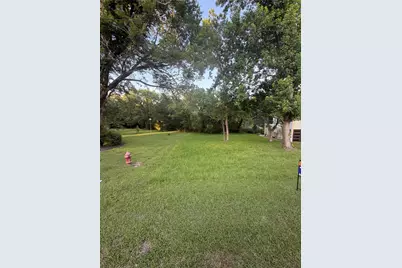 715 Bridgeview Drive, Onalaska, TX 77360 - Photo 3