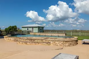 742 Bay Dr, Palacios, TX 77465 - Photo 25