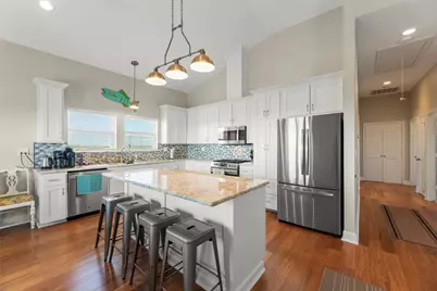 742 Bay Drive, Palacios, TX 77465 - Photo 9