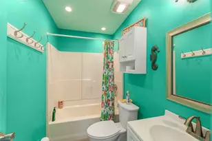 742 Bay Dr, Palacios, TX 77465 - Photo 43