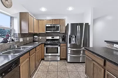 2227 Red Valley Drive, Houston, TX 77049 - Photo 7