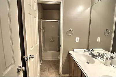 2227 Red Valley Drive, Houston, TX 77049 - Photo 17