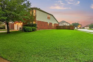 2227 Red Valley Dr, Houston, TX 77049 - Photo 25