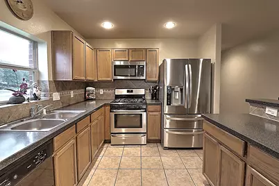 2227 Red Valley Drive, Houston, TX 77049 - Photo 7