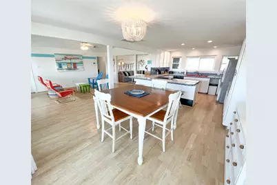 16614 Jamaica Beach Rd, Galveston, TX 77554 - Photo 5