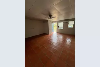 1627 W Fm-351 #15, Beeville, TX 78102 - Photo 23