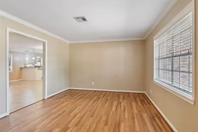 10429 Moorberry Lane, Houston, TX 77043 - Photo 5