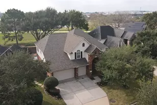 9523 Bayou Lake Ln, Houston, TX 77040 - Photo 1