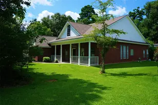 2429 Chantilly Ln, Conroe, TX 77384 - Photo 3