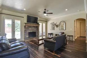 8536 Plum Grove Rd, Cleveland, TX 77327 - Photo 15