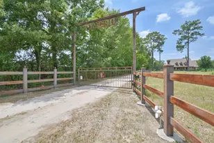 8536 Plum Grove Rd, Cleveland, TX 77327 - Photo 33