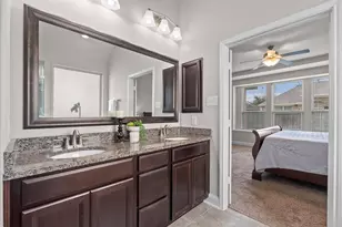 4811 Terrassa Ln, League City, TX 77573 - Photo 19