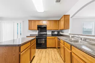 3050 Buttonball Dr, New Braunfels, TX 78130 - Photo 11