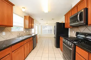5007 Creekbridge Ct, Spring, TX 77379 - Photo 13