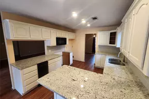 2703 Dovewood Ln, Spring, TX 77373 - Photo 7