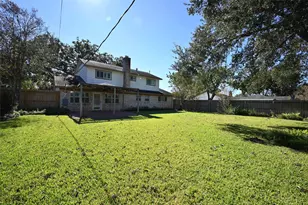 9238 Stroud Dr, Houston, TX 77036 - Photo 27