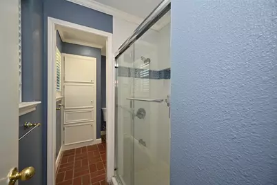 9238 Stroud Drive, Houston, TX 77036 - Photo 17