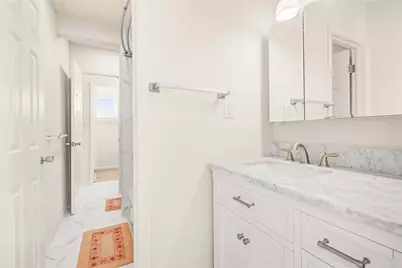 5902 Hornwood Dr B, Houston, TX 77081 - Photo 15