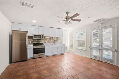 5902 Hornwood Dr B, Houston, TX 77081 - Photo 7