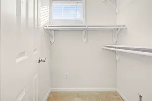 5902 Hornwood Dr B, Houston, TX 77081 - Photo 19