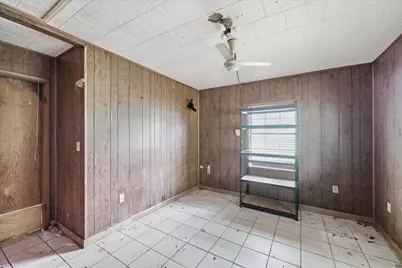10572 Opal Street, Beaumont, TX 77705 - Photo 11