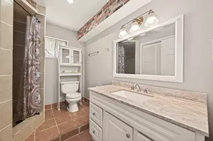 1529 Wirt Rd, Houston, TX 77055 - Photo 9