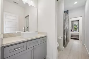 802 W 30th St, Houston, TX 77018 - Photo 27