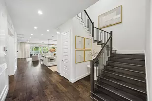 802 W 30th St, Houston, TX 77018 - Photo 9