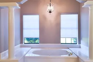 346 Timbercreek Dr, Lake Jackson, TX 77566 - Photo 21