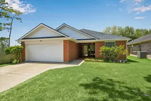 4341 Country Club Dr, Dickinson, TX 77539 - Photo 1