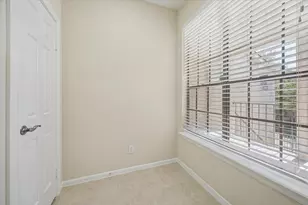 2700 Revere St, Houston, TX 77098 - Photo 13