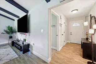 13525 Leaning Oaks Dr, Beaumont, TX 77713 - Photo 3