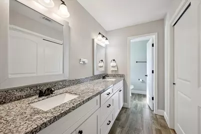 13525 Leaning Oaks Drive, Beaumont, TX 77713 - Photo 19