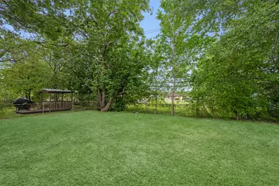 9410 Rosehaven Drive, Houston, TX 77051 - Photo 19
