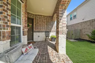 2215 Golden Bay Ln Ln, Richmond, TX 77469 - Photo 3