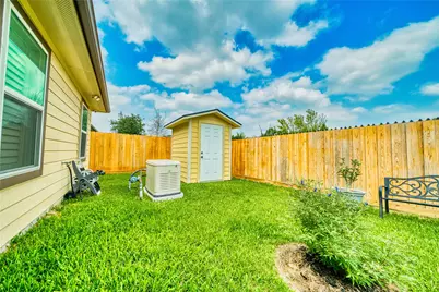 18306 W Hardy Road, Houston, TX 77073 - Photo 31
