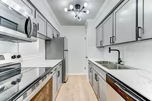 3224 Timmons Ln, Houston, TX 77027 - Photo 13