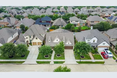 10327 Mayberry Heights Drive, Cypress, TX 77433 - Photo 3