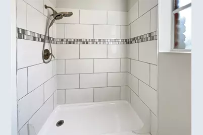 205 Bastrop Street, Angleton, TX 77515 - Photo 15