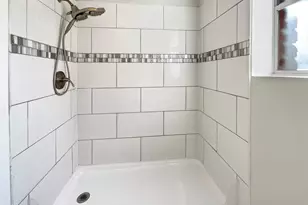 205 Bastrop St, Angleton, TX 77515 - Photo 15