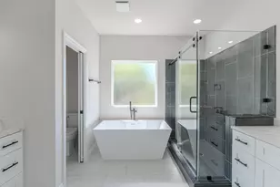 6814 Champion Ln, Houston, TX 77091 - Photo 21