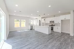 6814 Champion Ln, Houston, TX 77091 - Photo 5