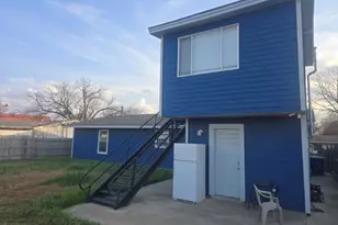 275 Coral Ave, San Antonio, TX 78223 - Photo 5