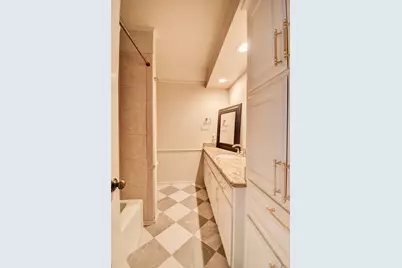 404 Huckleberry Drive, Lake Jackson, TX 77566 - Photo 31