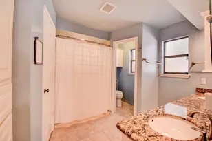 404 Huckleberry Dr, Lake Jackson, TX 77566 - Photo 27